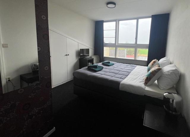 Hotel Aan De Linge Kedichem Eksteriør billede