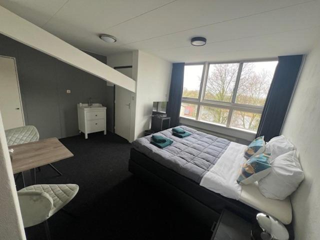 Hotel Aan De Linge Kedichem Eksteriør billede